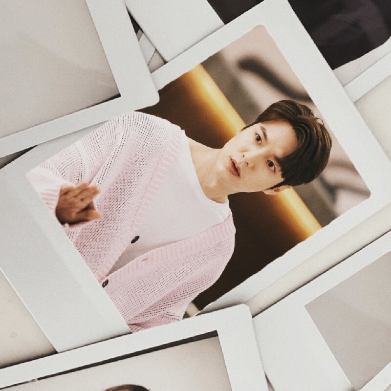 30/50PC Korean Idol Lee Minho  - огляд і ціна Korean Lifestyle Magazine