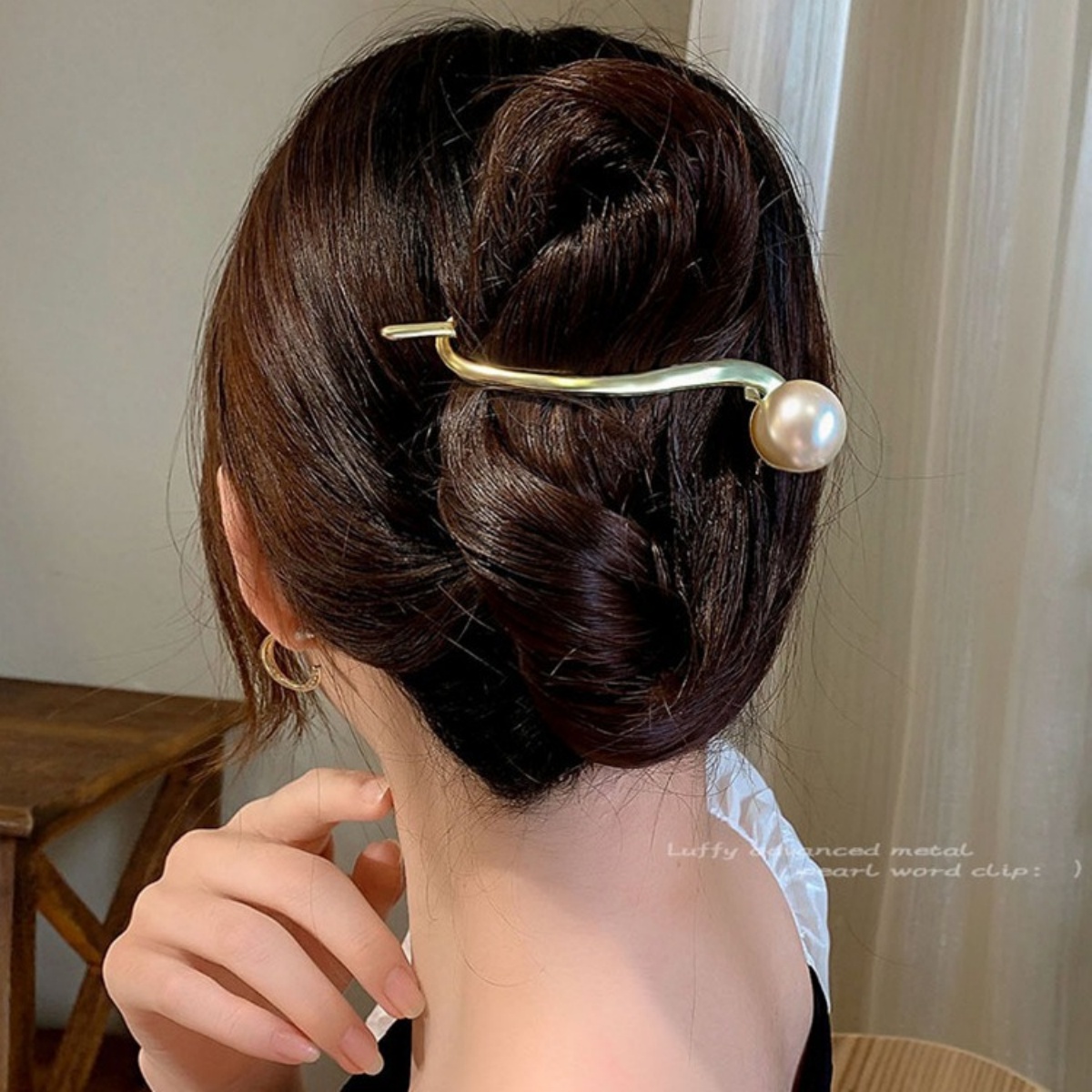 Elegant Glitter Pearl Hair Cli - огляд і ціна Lifestyle Of Korean