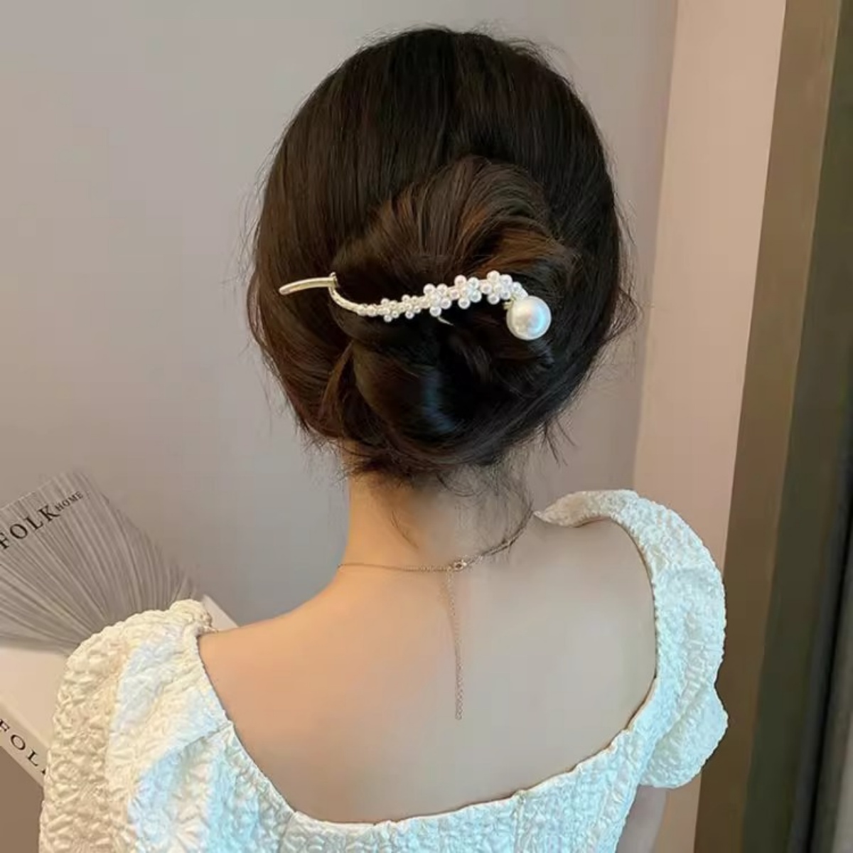 Elegant Glitter Pearl Hair Cli - огляд і ціна Lifestyle Of Korean